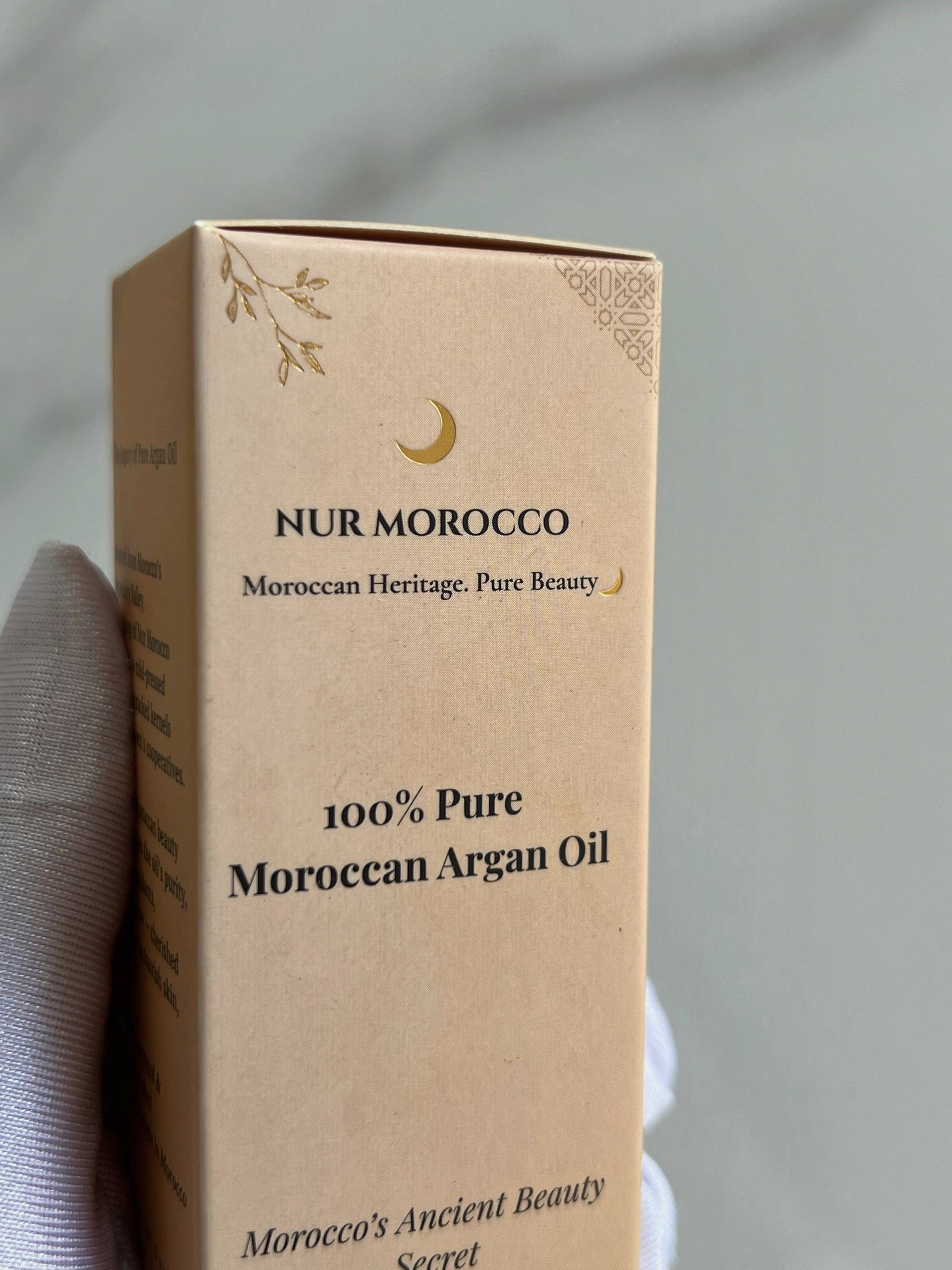 100% Pure Moroccan Argan oil sourced from women’s cooperatives.